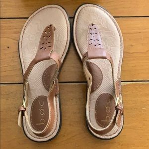 Women’s boc Arris Light Brown Sandal
